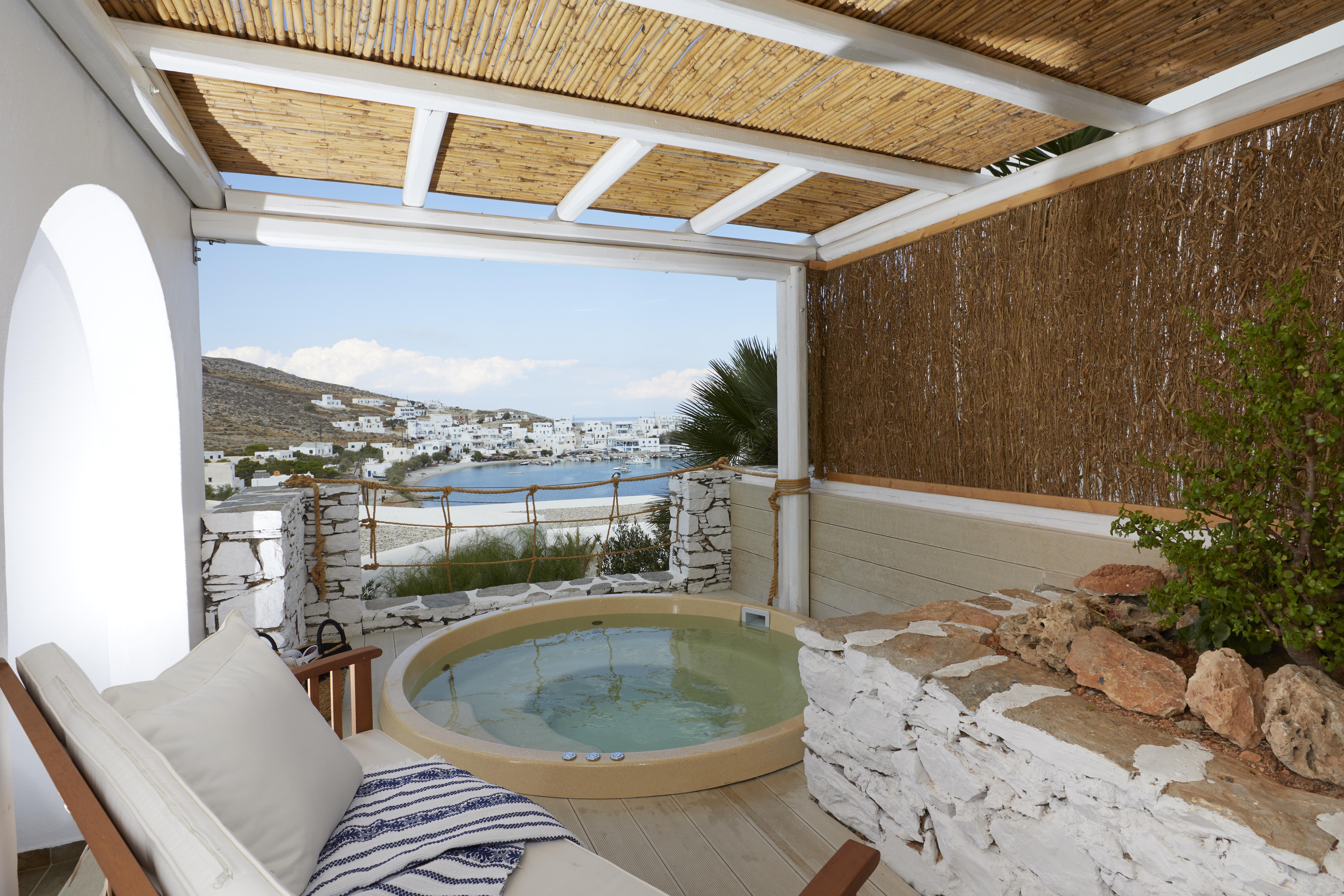 Vrahos Boutique Hotel Каравостаси Экстерьер фото